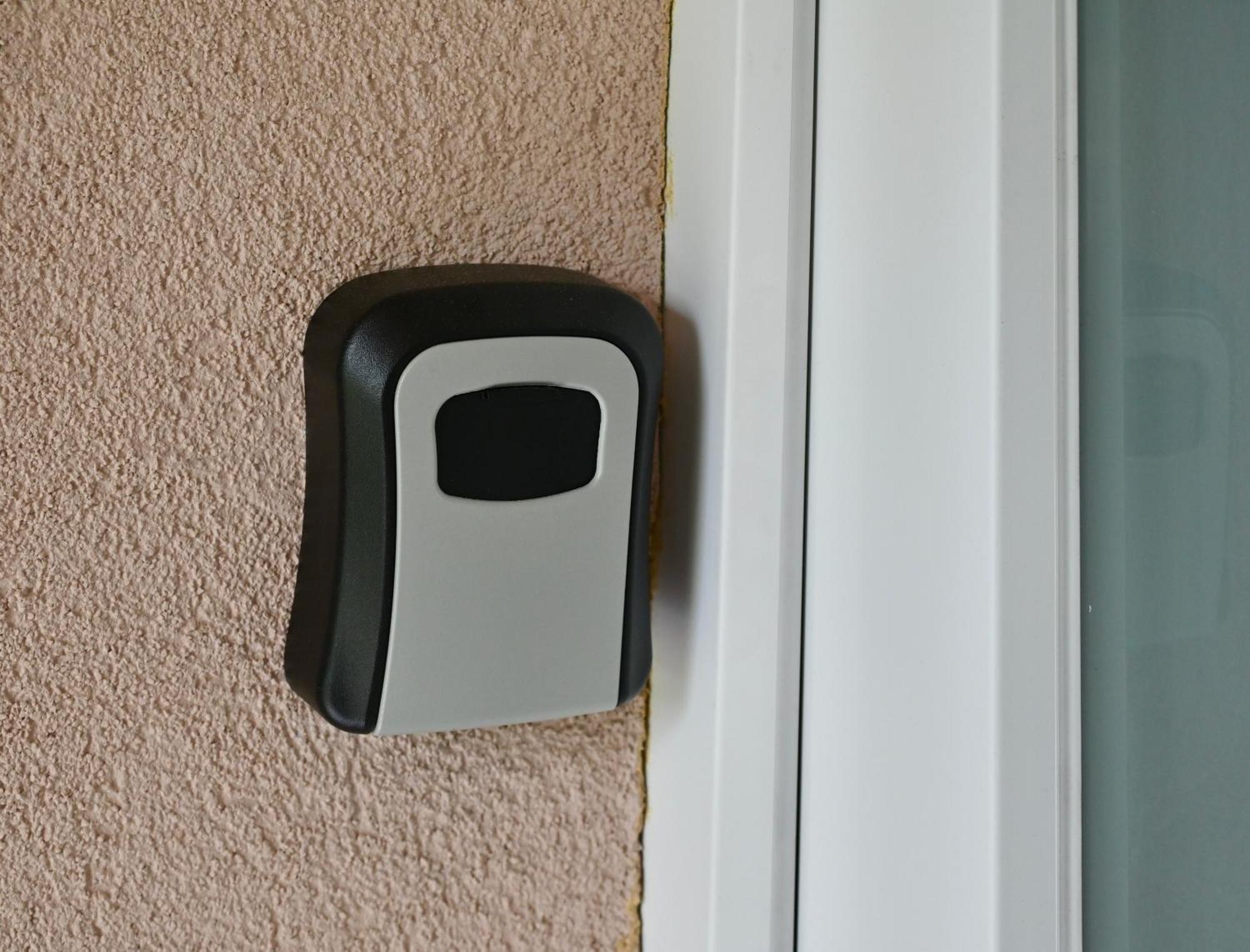 Studio Apartman Una -Self Check In,Free Parking Карловаць Екстер'єр фото
